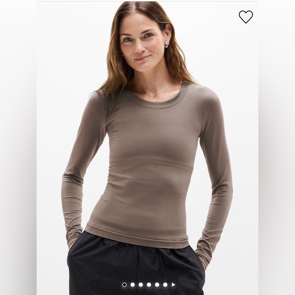 ATHLETA In Motion Ling Sleeve Top